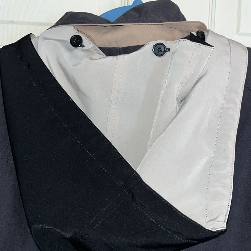 VTG-Hudson Place-M-black-Removable lining hooded jacket/coat with cinched waist.